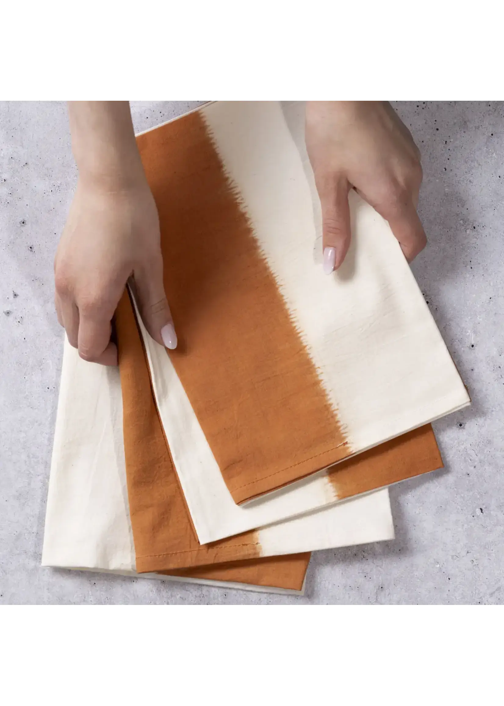 Sobremesa Cotton Dinner Napkin Ombré Shibori Cinnamon, Table Linens (set of 4)