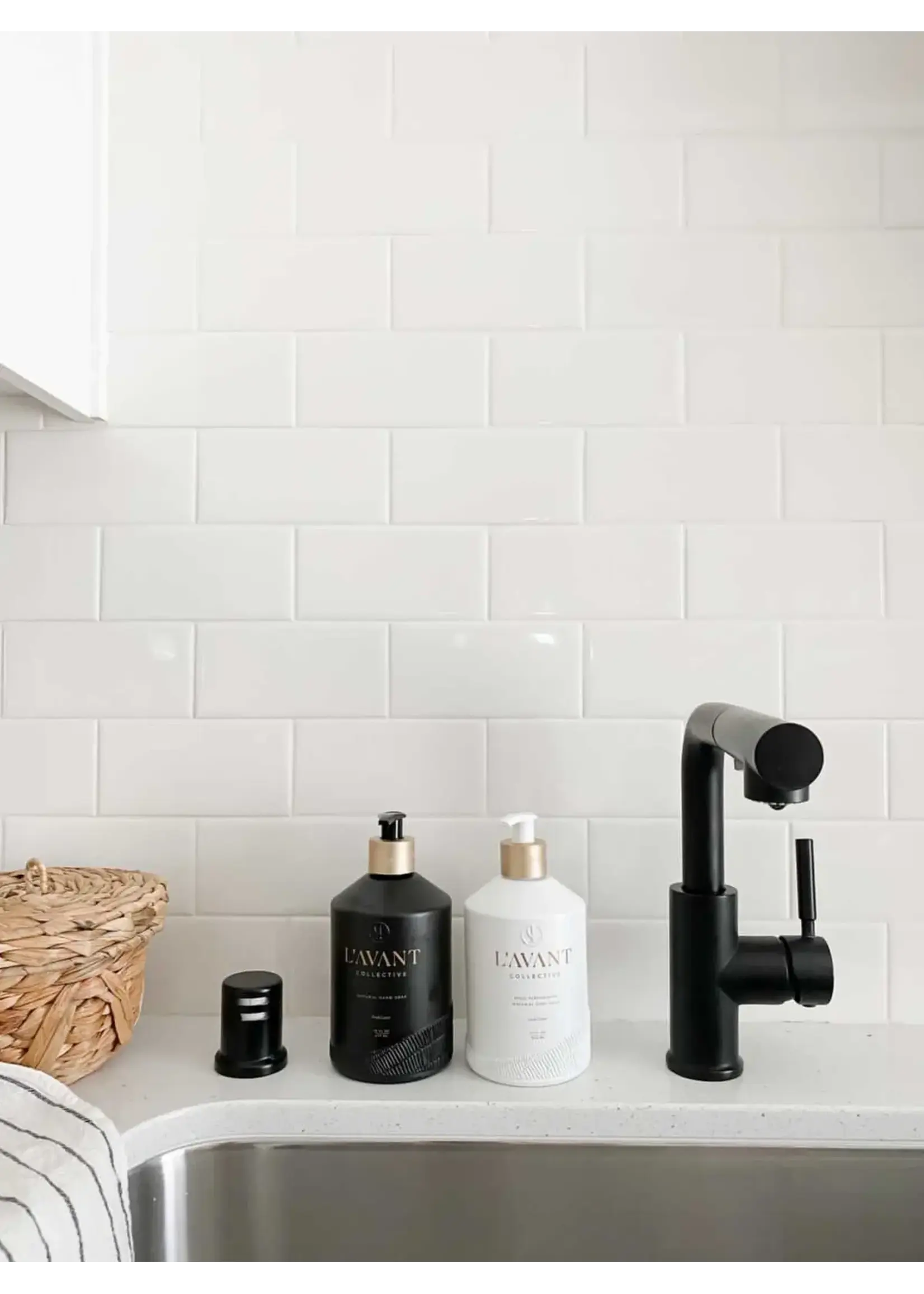 L'AVANT Collective Fresh Linen Hand Soap