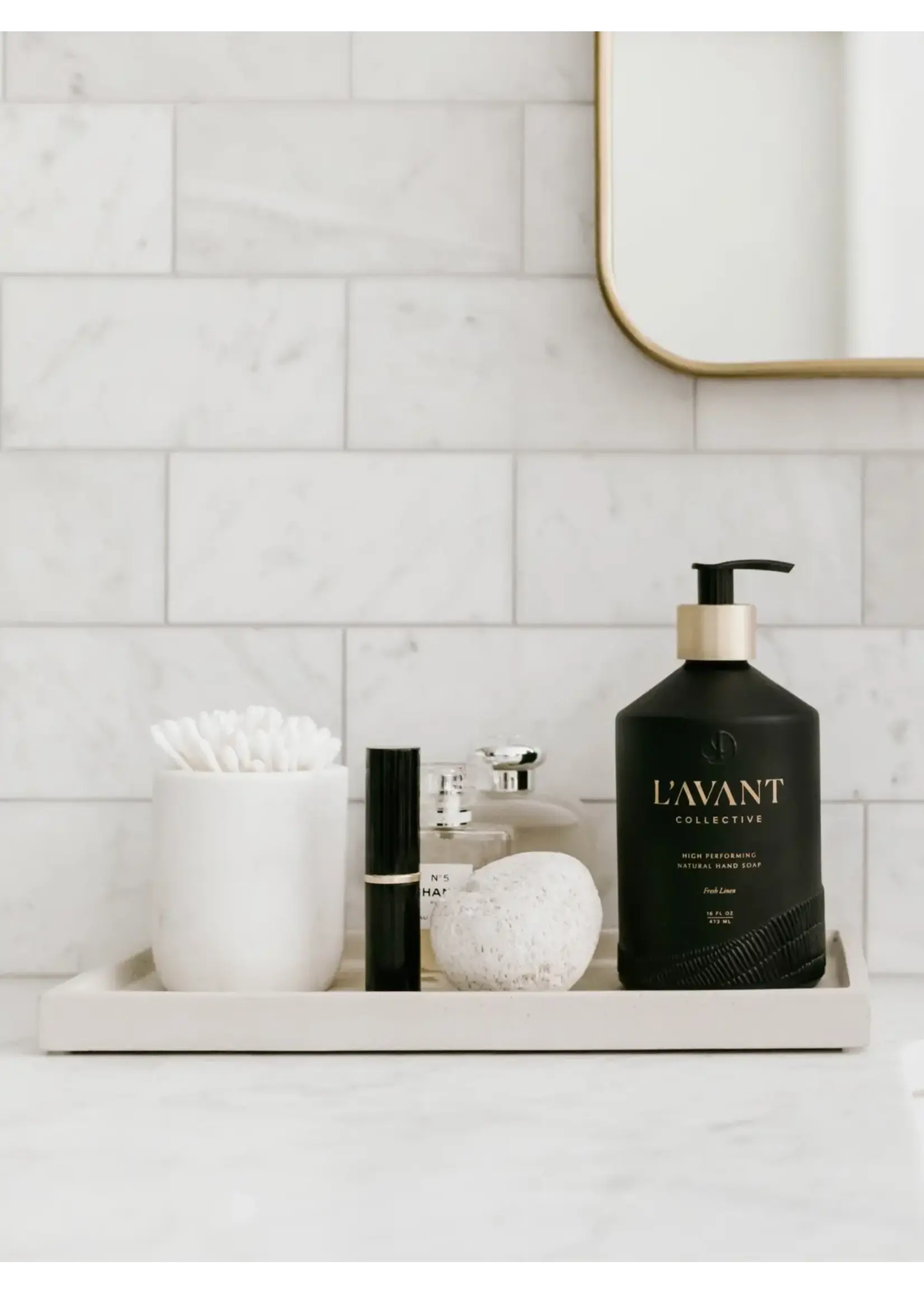 L'AVANT Collective Fresh Linen Hand Soap