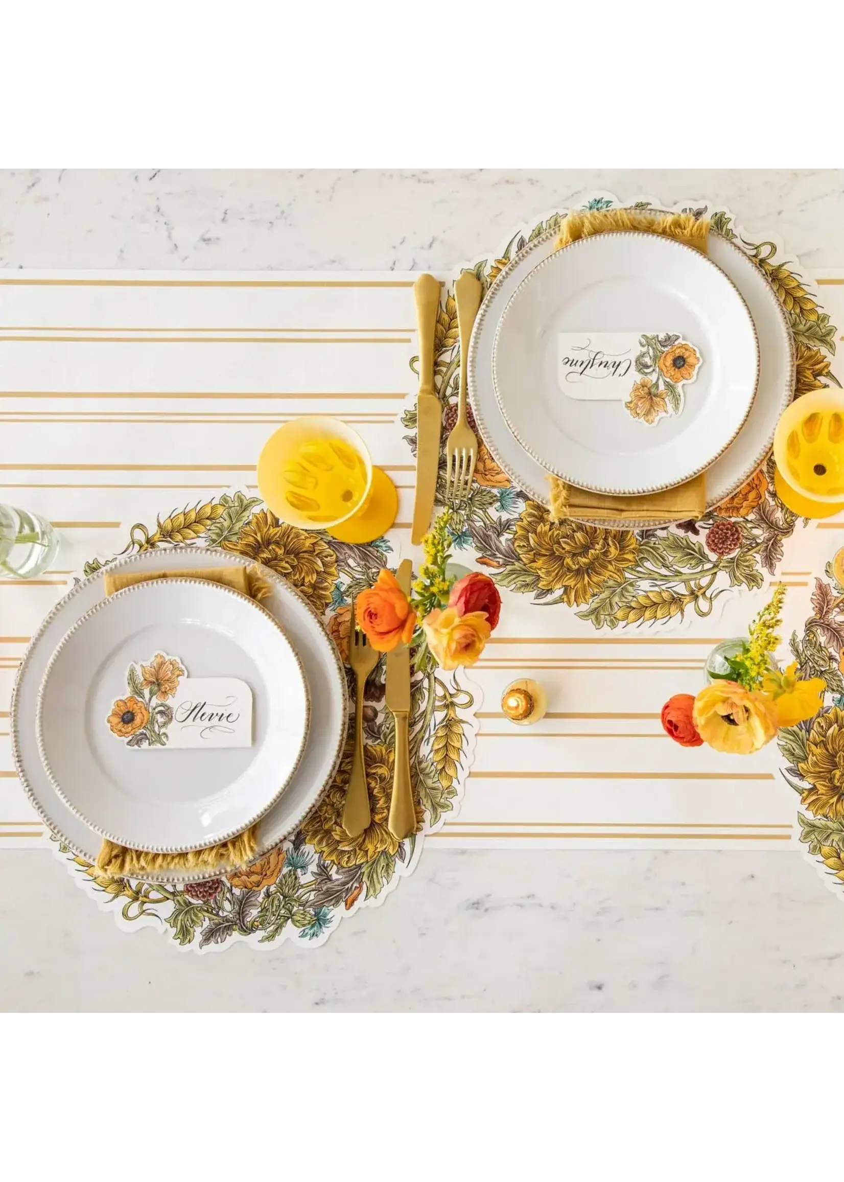 Die-cut Autumn Acanthus Wreath  Placemat