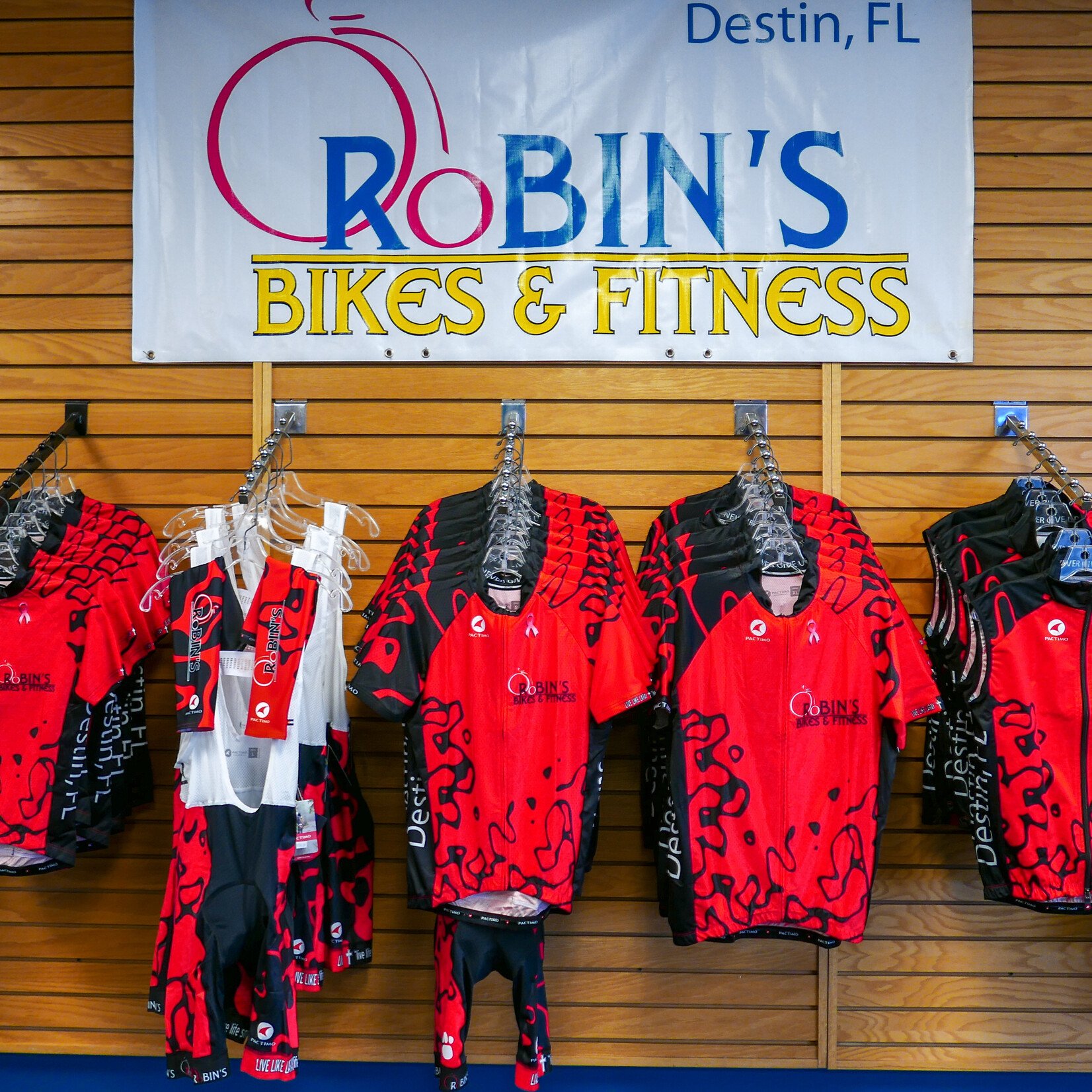 Pactimo Robin's Red Lava Bibs Small