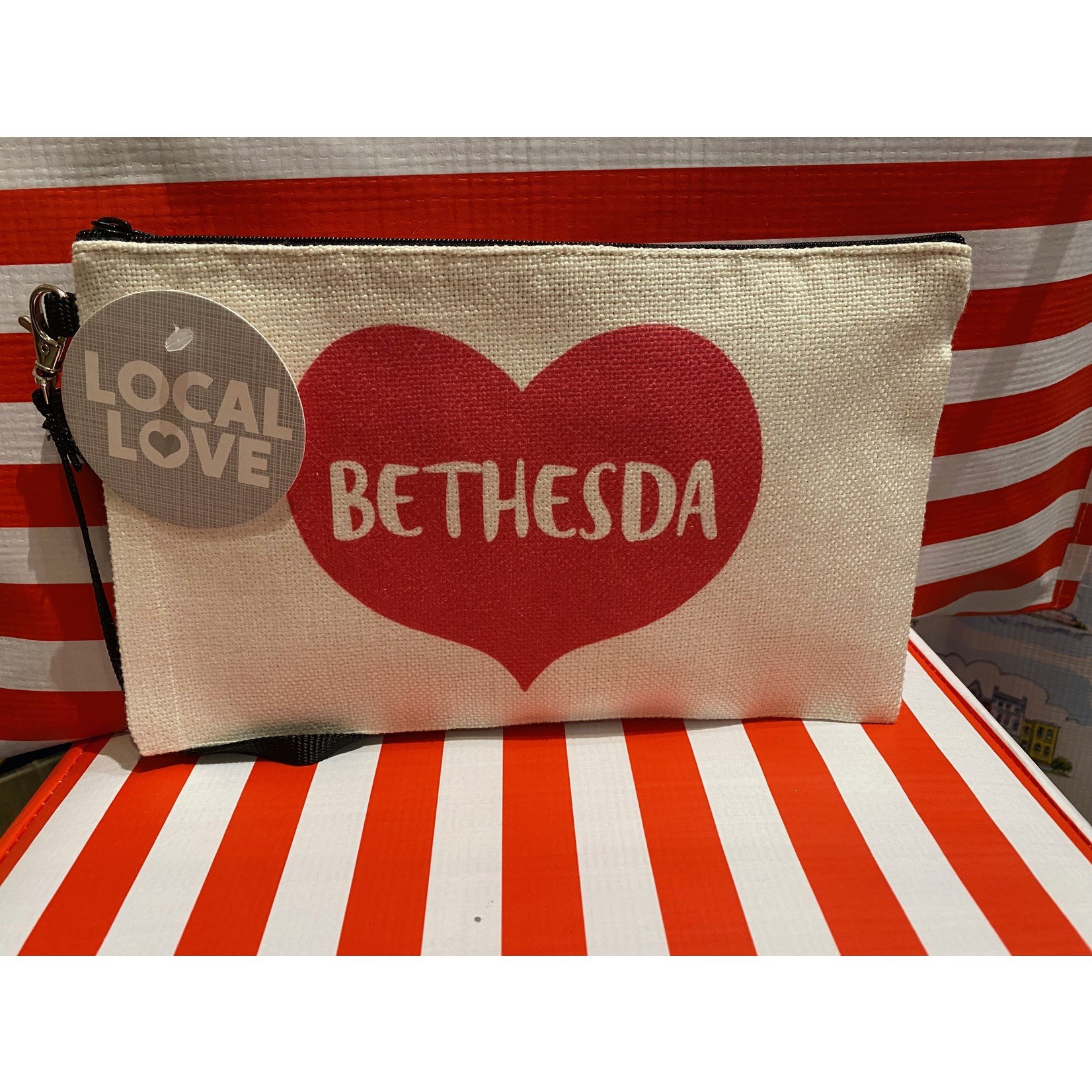 Rockscissorpaper Bethesda Big Heart Pouch - Hot Pink