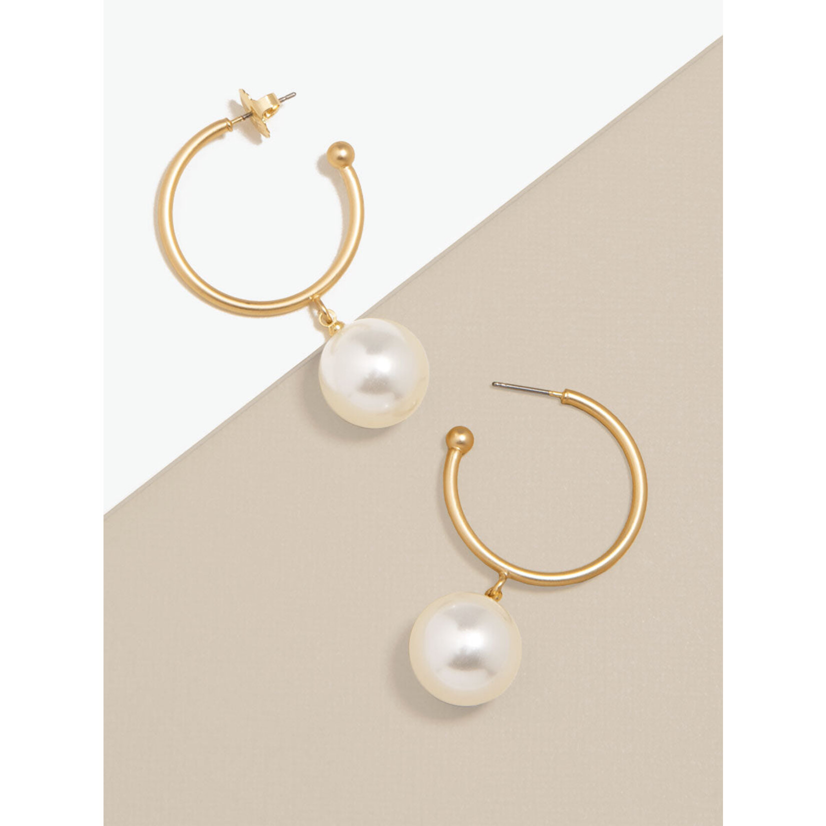 Zenzii C-Hoop Earring w/ Pearlescent Bead Drop Matte Gold/Pearl