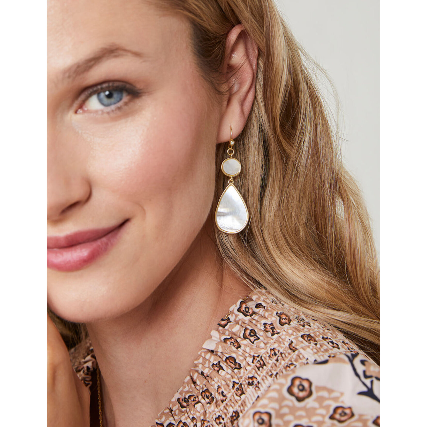 Spartina Batina Earrings Mother-of-Pearl