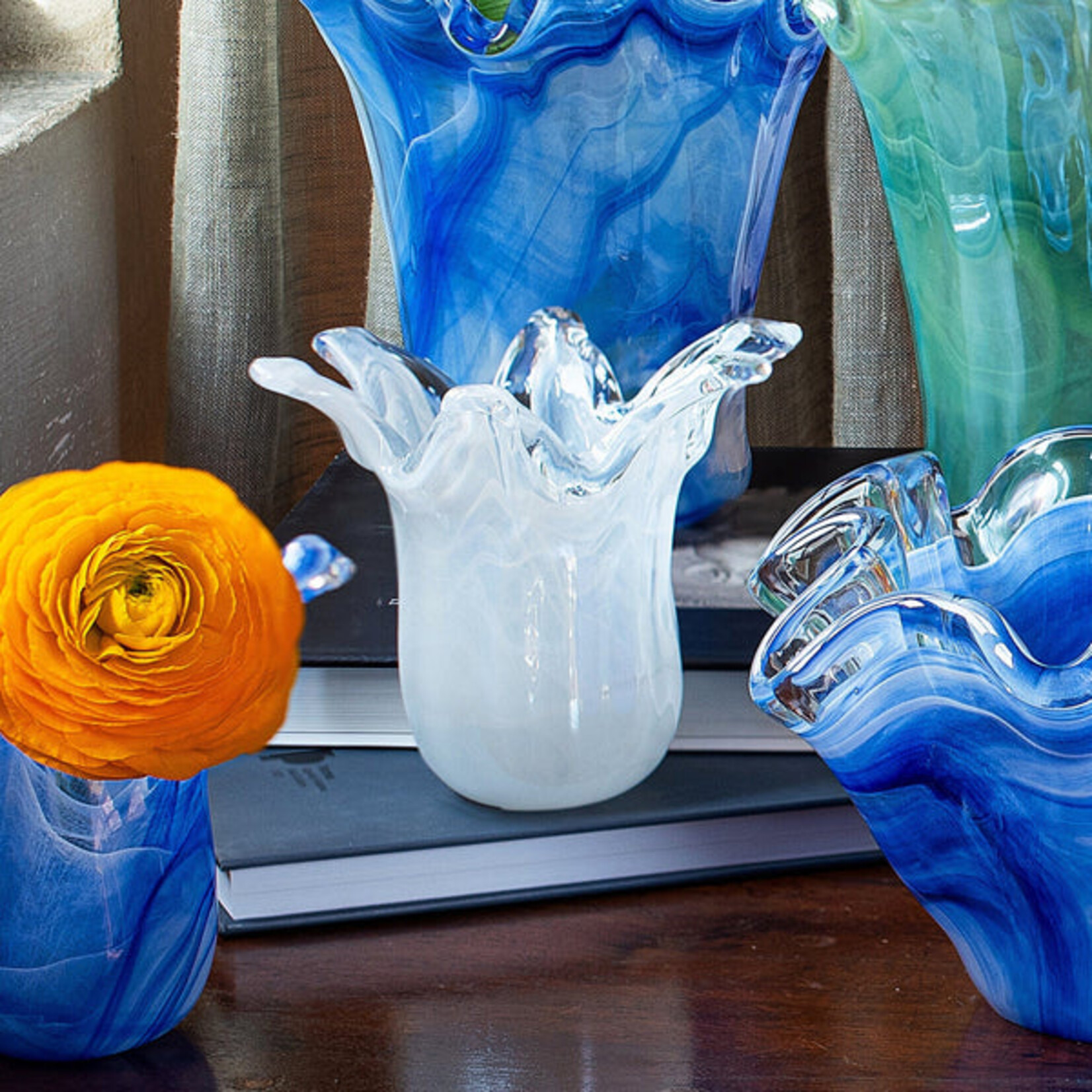 Vietri Vietri Onda Glass Petite Vase