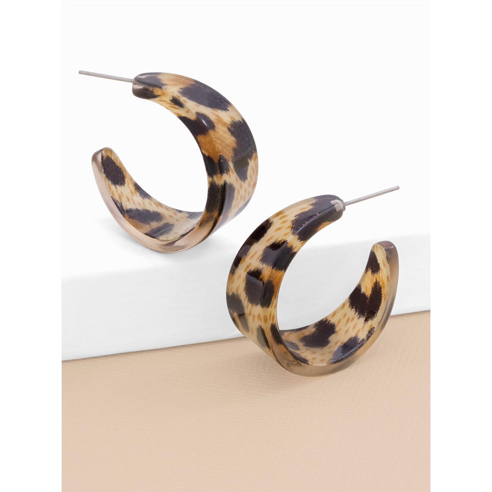 Zenzii Small Resin Leopard Hoop Earrings
