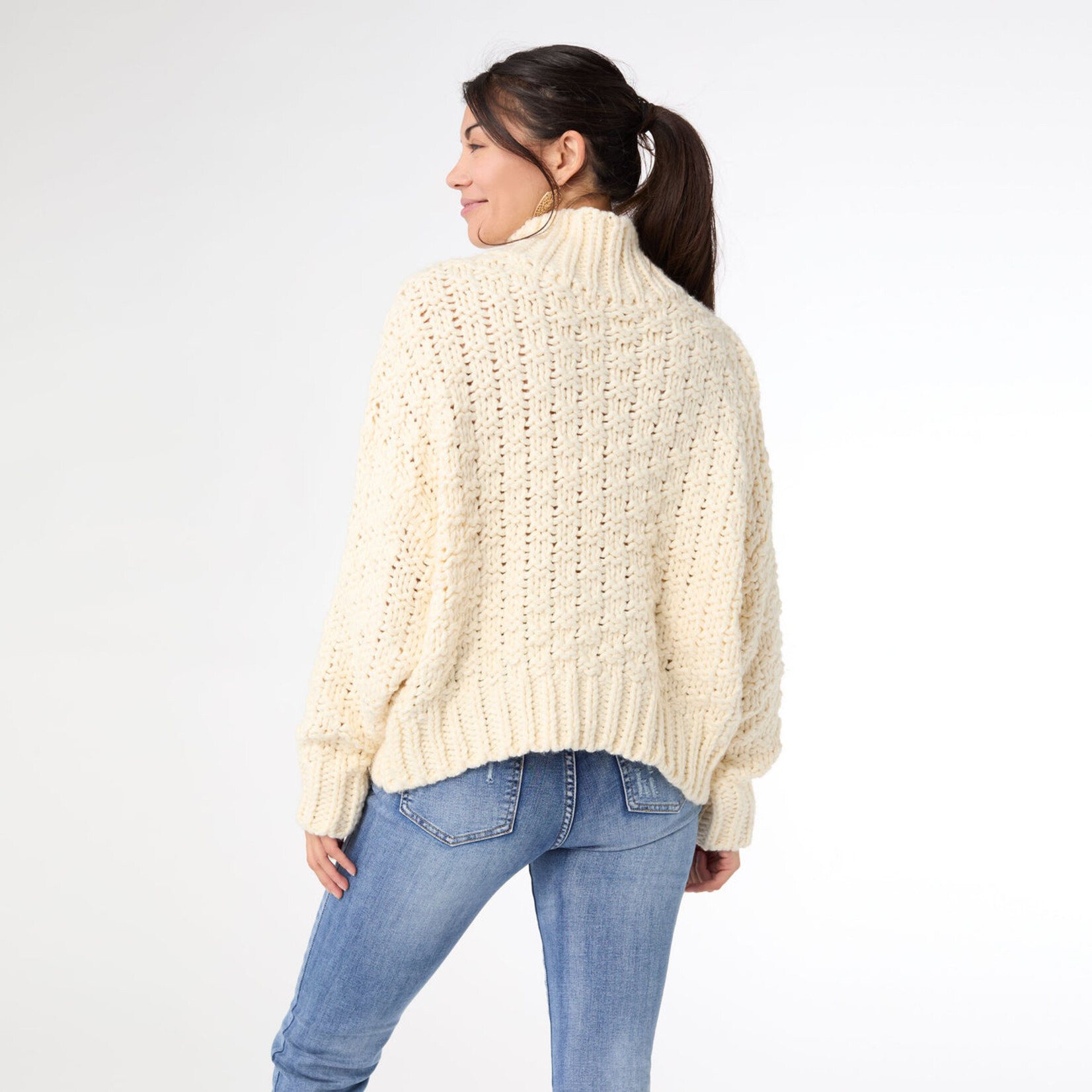 Coco+Carmen Ivory Kelok Chunky Loose Knit Sweater -S/M