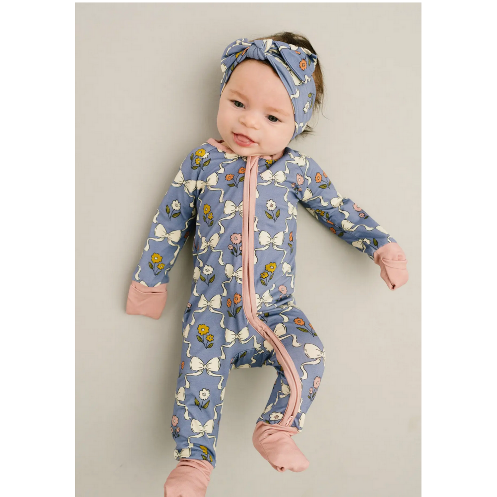 Little One Shop Bow Blooms Bamboo Sleeper