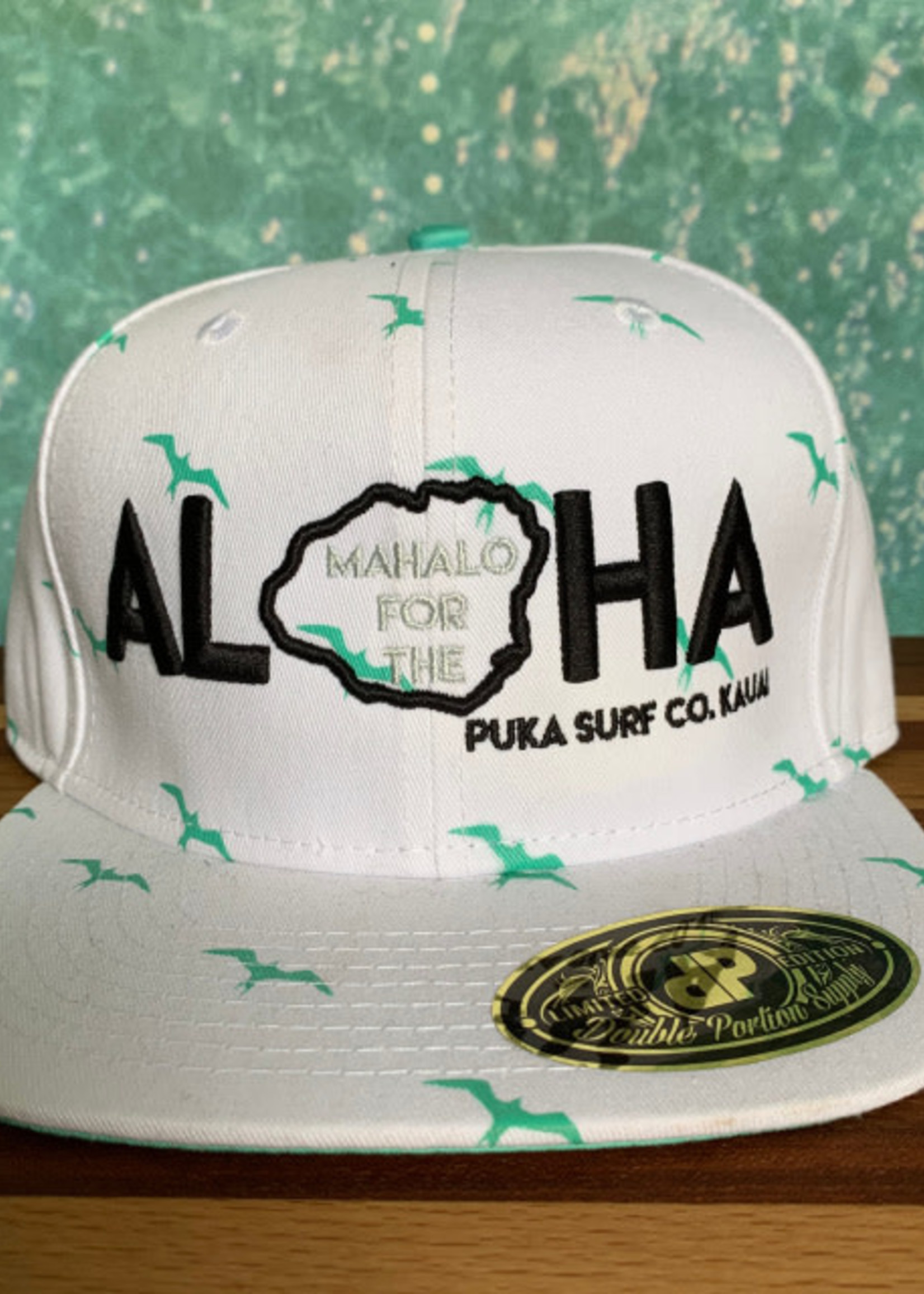 Puka Surf Co. Hawaii White Iwa - Mahalo Aloha Snap