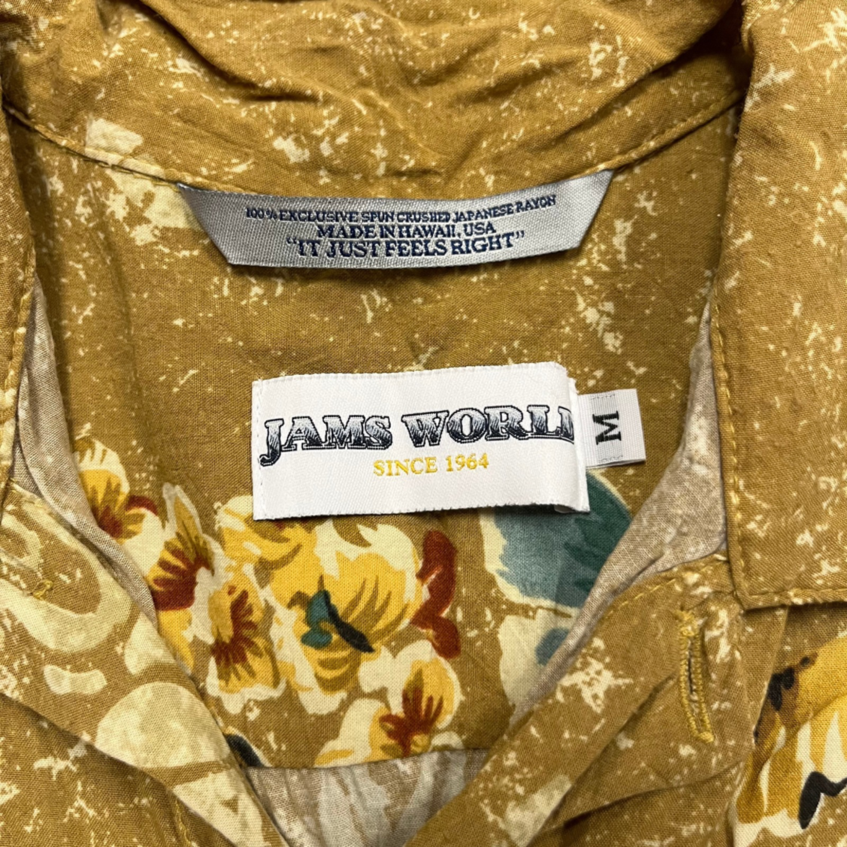 Mission Zero Men’s Vintage Aloha Shirt - Jam’s World - Gold Tiki Medium