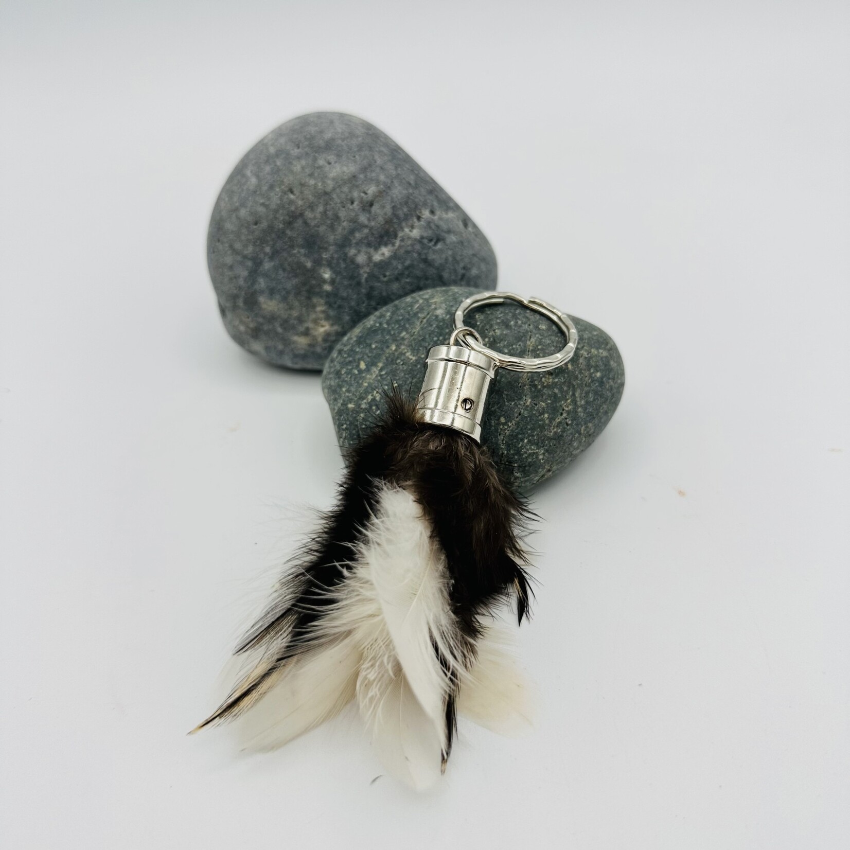 Puka Surf Co. Hawaii Real Kauai Chicken Feather Keychain #035