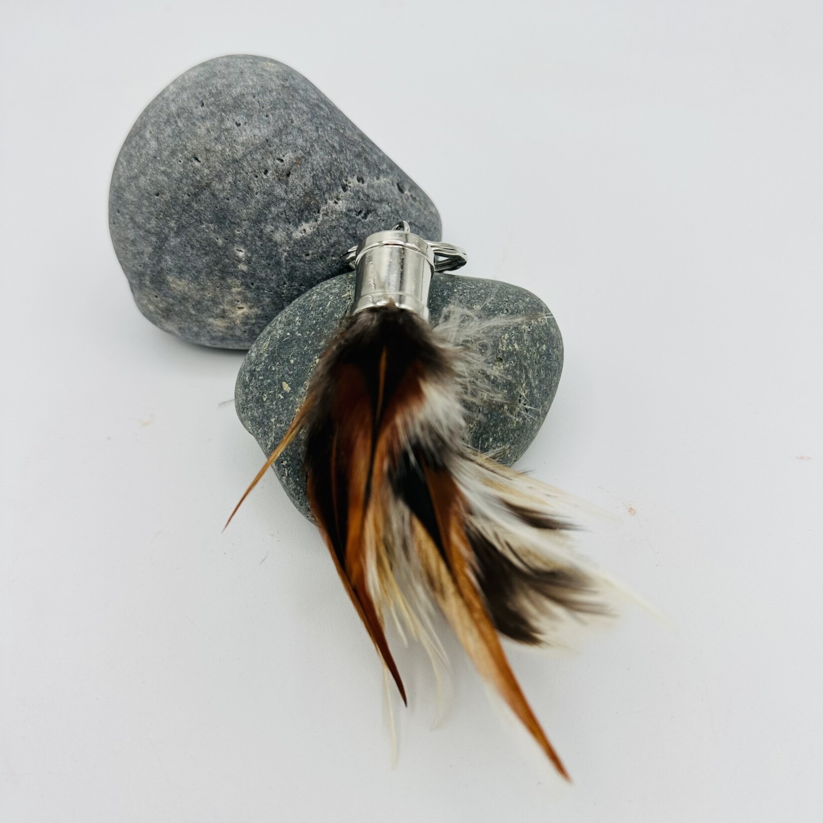 Puka Surf Co. Hawaii Real Kauai Chicken Feather Keychain #041