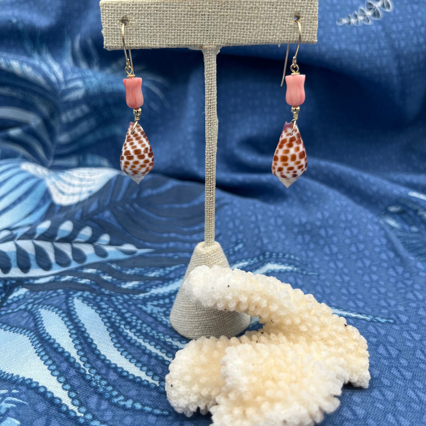 Shell Of A Life Tessellate Cone Shells (Grade A) + Coral Tulips GF Earrings