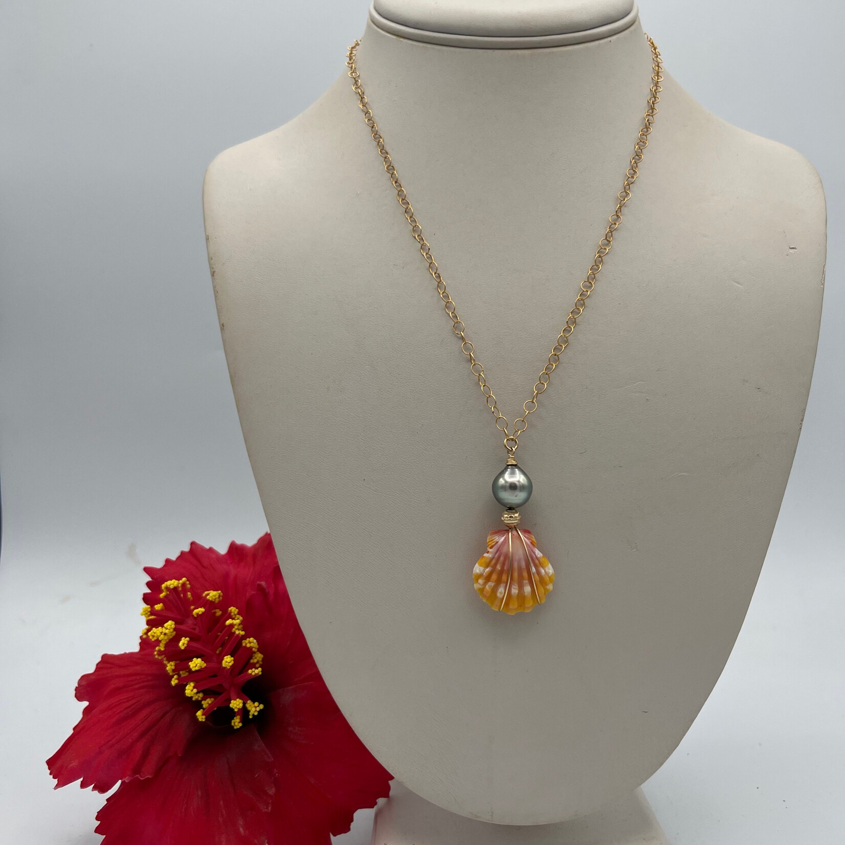 Shell Of A Life Edison Pearl + Sunrise Shell GF Necklace