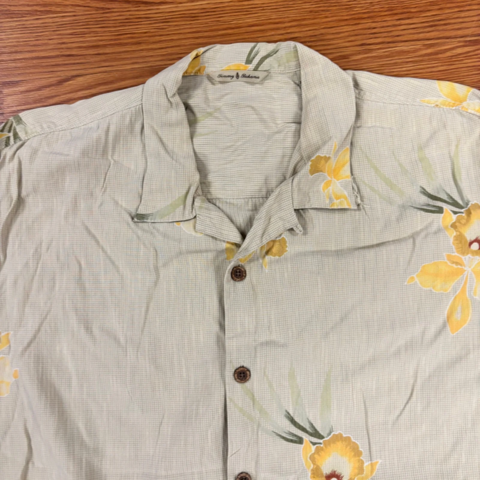 Mission Zero Men’s Aloha Shirt Tommy Bahama XL - 75% silk yellow orchid
