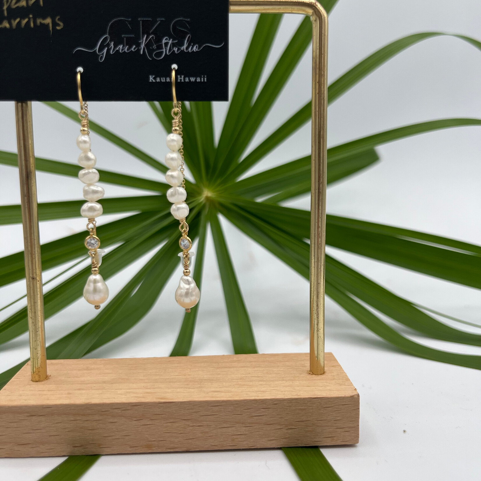 Shell Of A Life GKS FW Pearl + Cubic Zirconia Threader Earrings GF