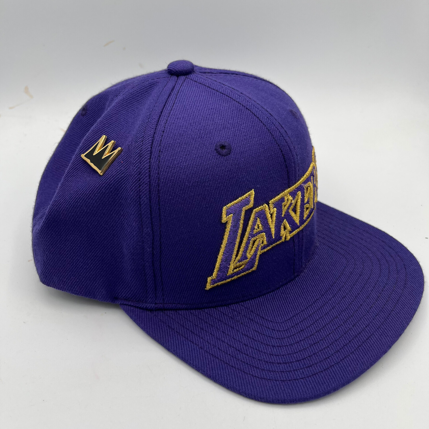 Mission Zero Lakers Mitchell and Ness hat w/black mamba Kobe pin