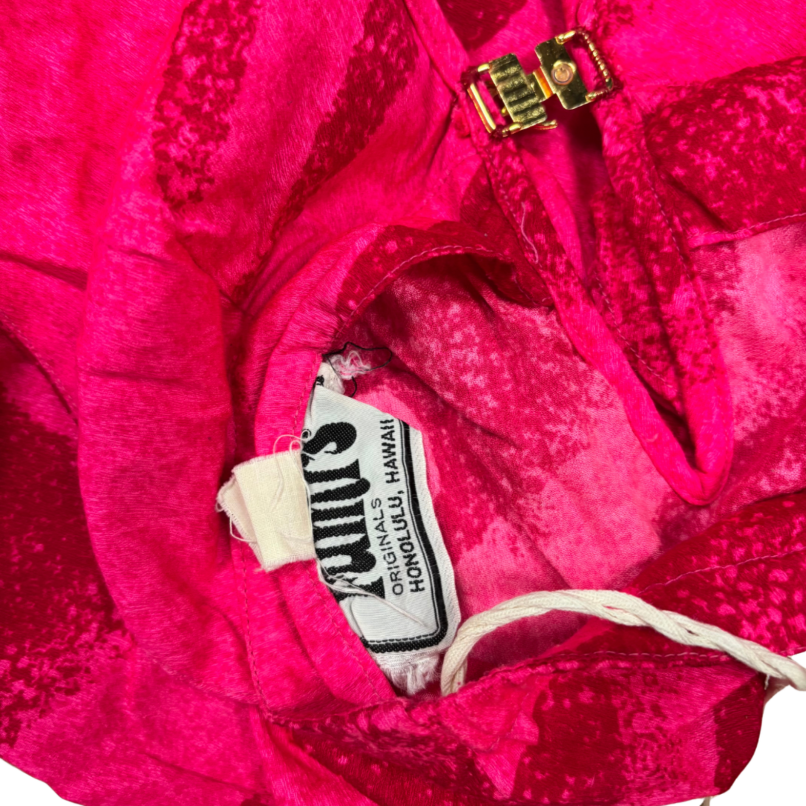 Mission Zero Women’s Vintage Dress- Fumi’s - Dayglow Pink Barkcloth Halter - Small