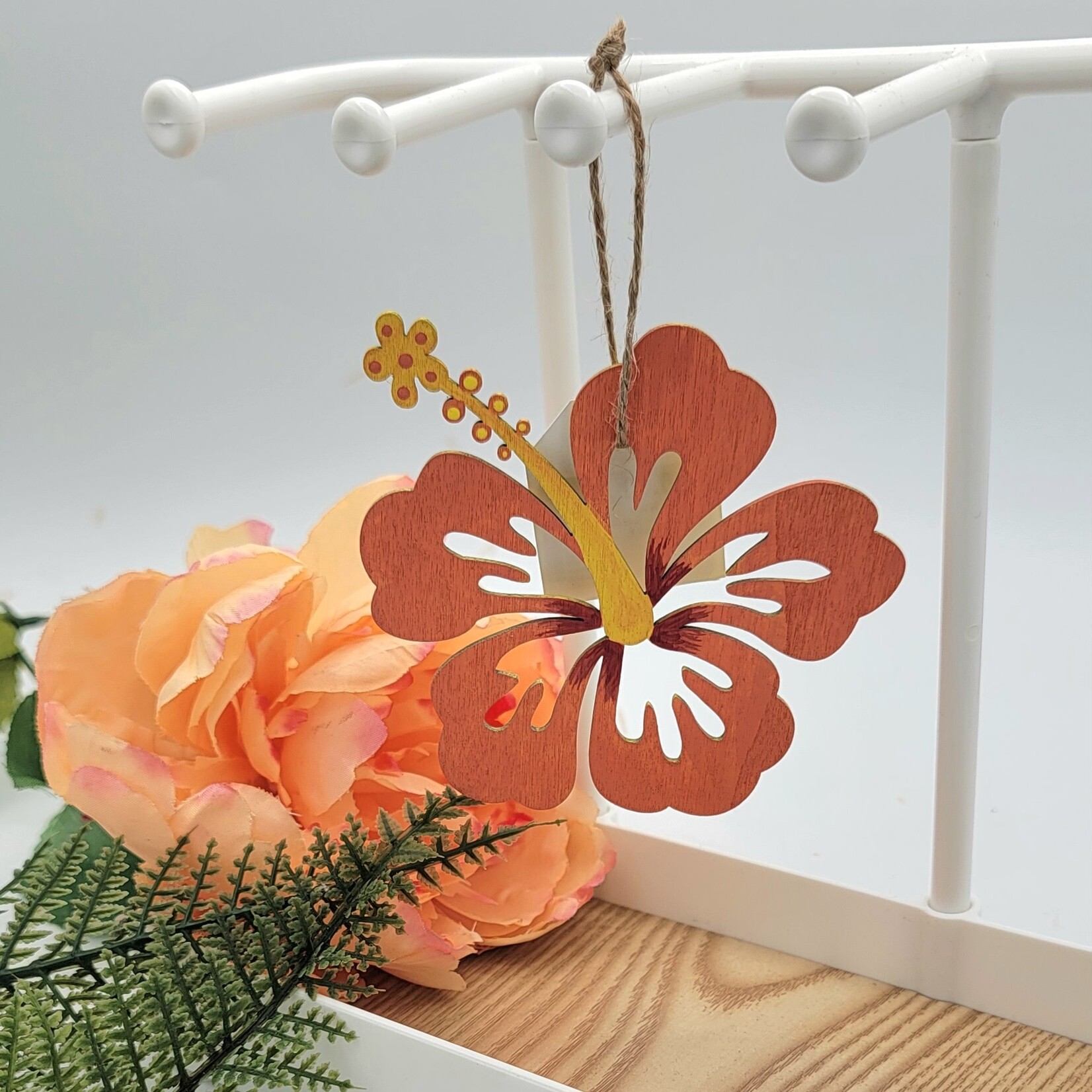 Piazza Art Hibiscus Wood Ornament 4" @Piazza.Art