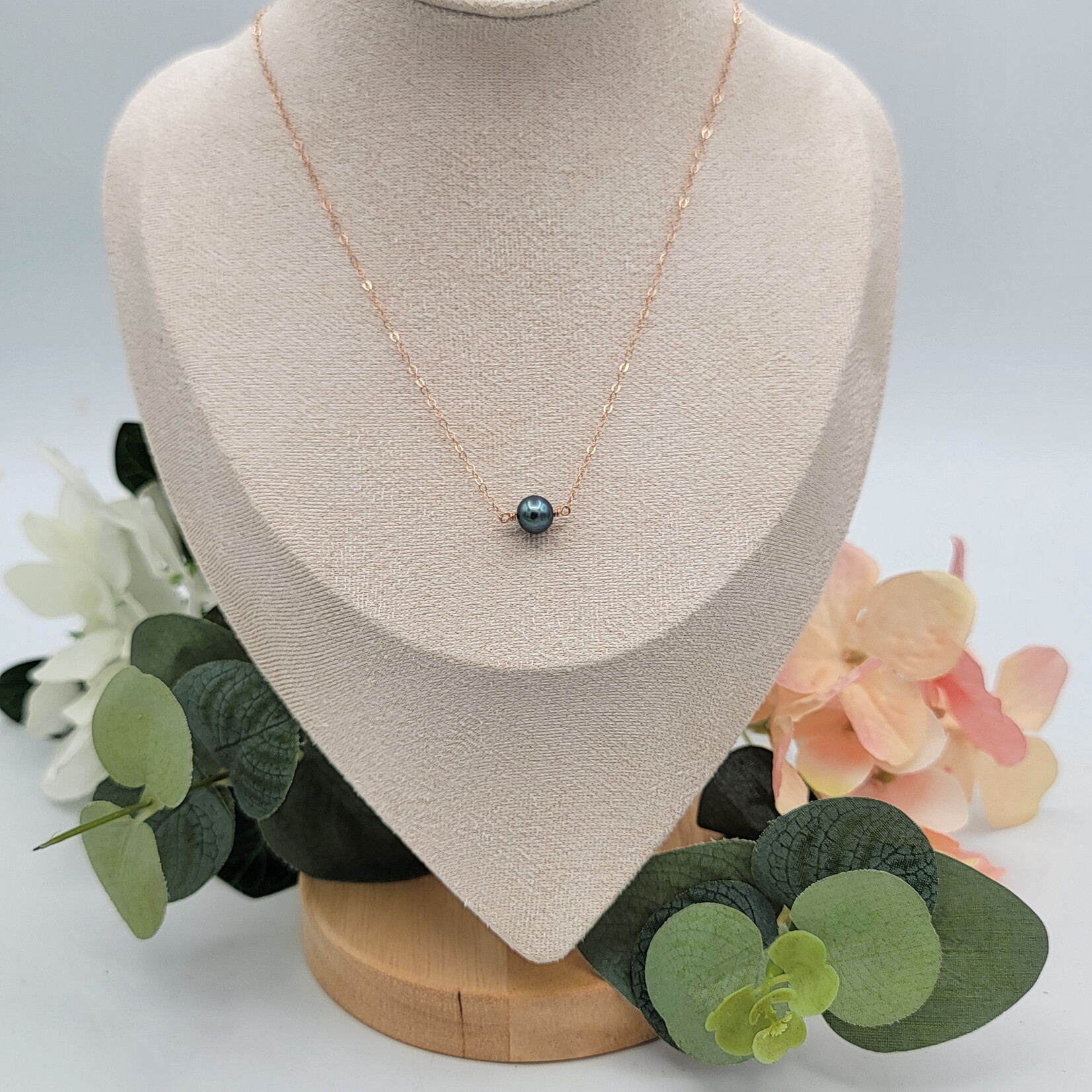 Kione’s Prism Jewelry Solitare Black FW Pearl 8mm + 14kt Rose GF Necklace