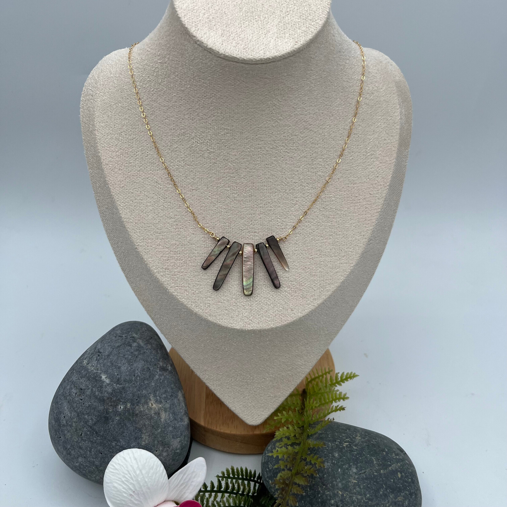 GKS - Grace K Studio Mother of Pearl GF 17.5" necklace