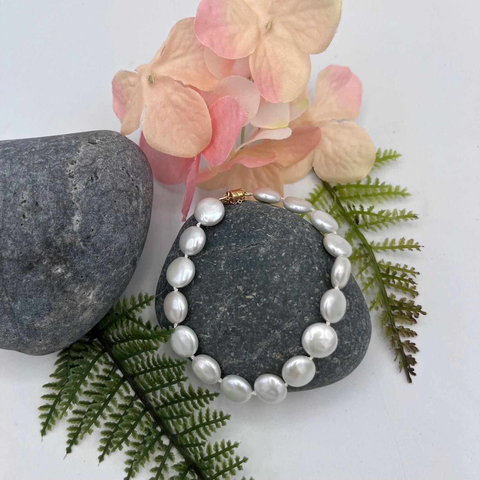 GKS - Grace K Studio FW Coin Pearl + Silk Knotted + Magnetic Clasp Bracelet Sz 7
