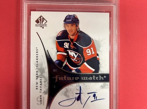 UPPER DECK 2009-10 SP AUTHENTIC JOHN TAVARES FUTURE WATCH AUTOGRAPHS PSA GRADED 10