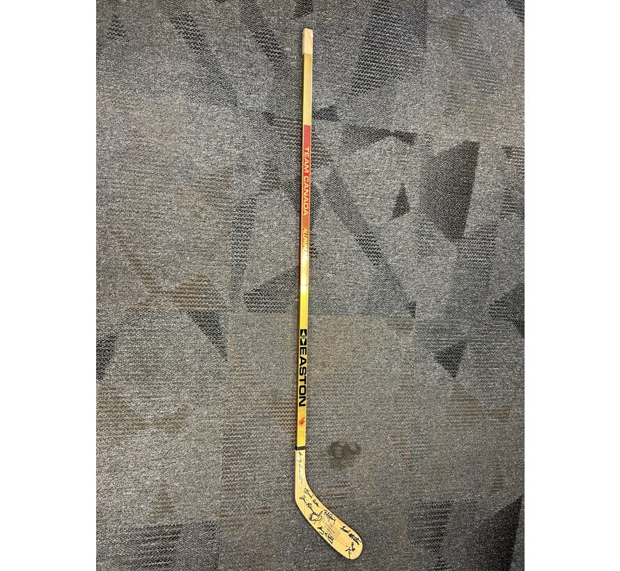 1992 HOCKEY HALL OF FAME SIGNED STICK
