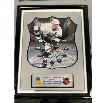 HALL OF FAME SIGNED WAYNE GRETZKY CLOCK LIMITED EDITION