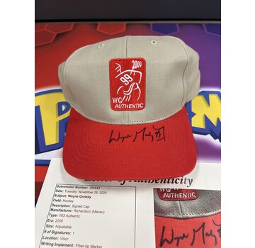 WAYNE GRETZKY AUTHENTIC WAYNE GRETZKY SIGNED HAT WG AUTHENTIC WITH JSA AUTHENTICATION