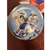 1984 ROYAL MANOR PORCELAIN WAYNE GRETZKY LIMITED EDITION PLATE