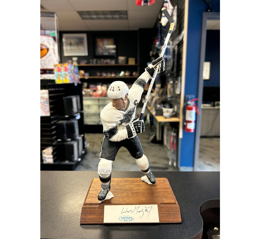 THE SALVINO COLLECTION WAYNE GRETZKY LA KINGS AUTOGRAPHED UD COA