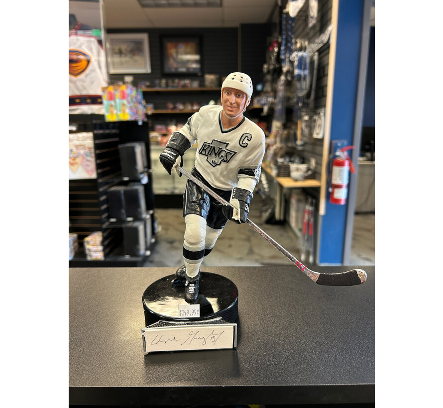 1989 GARTLAN WAYNE GRETZKY "THE GREAT ONE" AUTOGRAPHED FIGURINE WHITE JERSEY ARTISTS PROOF