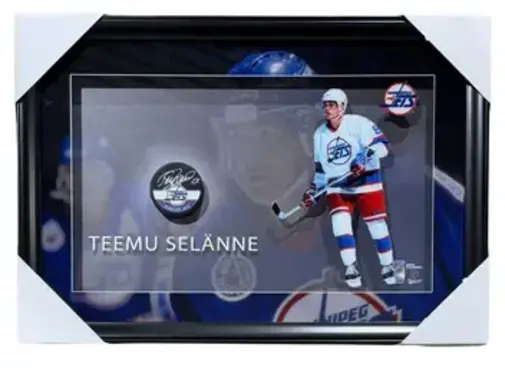 TEEMU SELANNE AUTOGRAPHED WINNIPEG JETS FRAMED PUCK