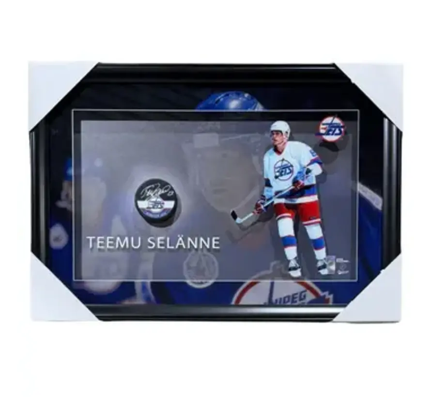 TEEMU SELANNE AUTOGRAPHED WINNIPEG JETS FRAMED PUCK
