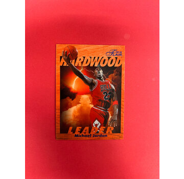 FLEER 1997-98 FLAIR SHOWCASE MICHAEL JORDAN HARDWOOD LEADER