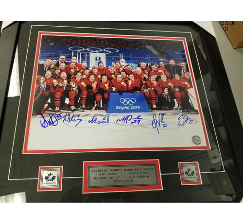 11x4 FRAMED 2022 TEAM CANADA WOMENS 6 AUTOGRAPHS DESBIENS, POULIN, STACEY, NURSE, DAOUST, AMBROSE