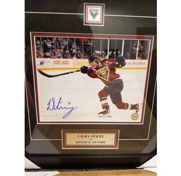 PREMIUM AUTOGRAPHS FRAMED Laura Stacey Montreal Victoire PWHL Signed 8x10 Photograph Big Shot