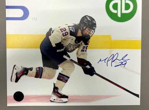 PREMIUM AUTOGRAPHS Marie-Philip Poulin Montreal Victoire PWHL Signed 8x10 Photograph On the Rush