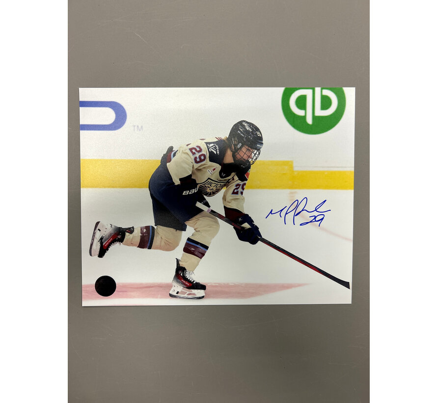 Marie-Philip Poulin Montreal Victoire PWHL Signed 8x10 Photograph On the Rush