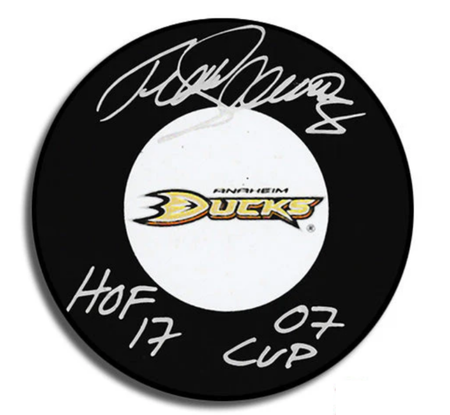 Teemu Selanne Anaheim Ducks Signed Puck w/ HOF 2017 & '07 Cup Inscription
