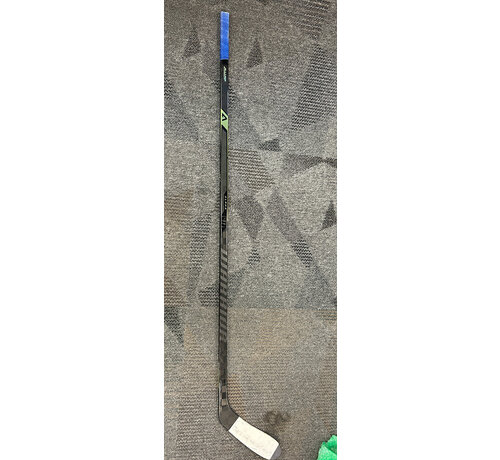 GAME USED NINO NIEDERREITER USED STICK