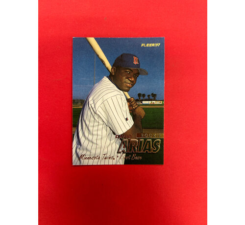 FLEER 1997 FLEER ULTRA DAVID "ARIAS" ORTIZ ROOKIE CARD