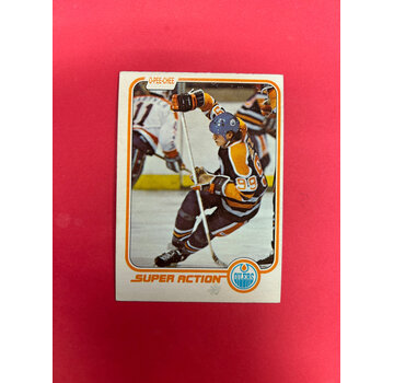 O-PEE-CHEE 1981-82 O-PEE-CHEE WAYNE GRETZKY IN ACTION