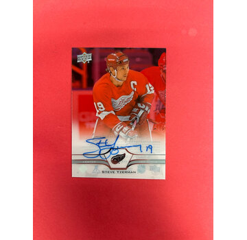 UPPER DECK 2020-21 UPPER DECK CLEAR CUT STEVE YZERMAN AUTOGRAPH