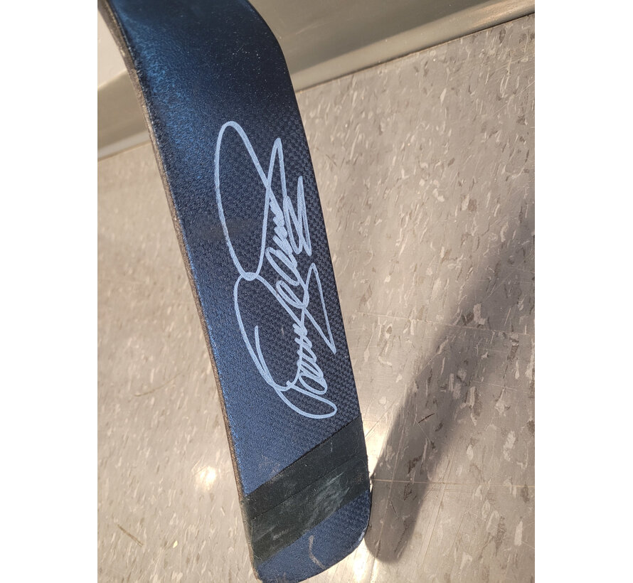 TEEMU SELANNE 2012 AUTOGRAPHED ANAHEIM DUCKS GAME USED STICK NO COA