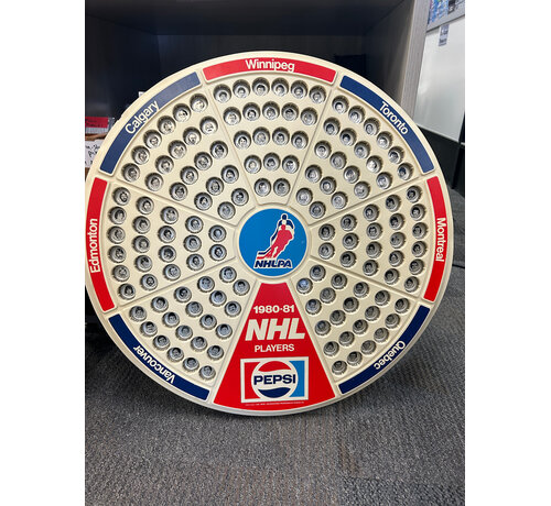 PEPSI 1980-81 PEPSI BOTTLE CAP COMPLETE SET WITH REDEMPTION PLAQUE