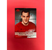 UPPER DECK 2003-04 UPPER DECK GORDIE HOWE YOUNG GUNS RETRO CANADIAN EXCLUSIVE /25