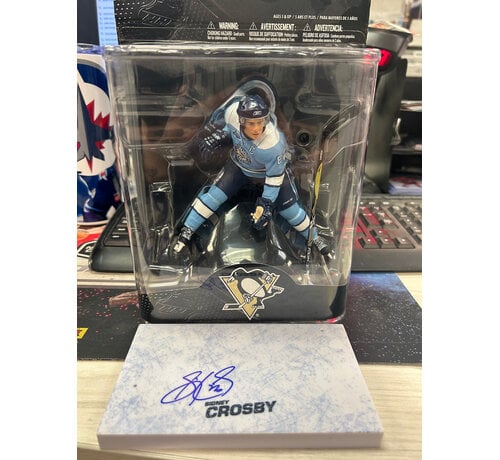 MCFARLANE SIDNEY CROSBY MCFARLANE WITH AUTOGRAPHED BASE NO COA