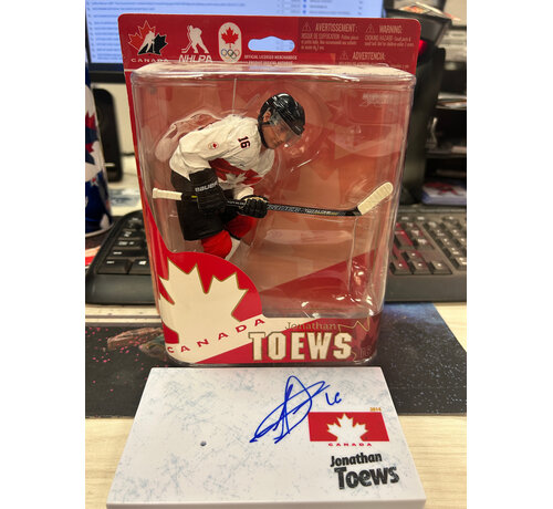 MCFARLANE JONATHAN TOEWS TEAM CANADA MCFARLANE WITH AUTOGRAPHED BASE NO COA